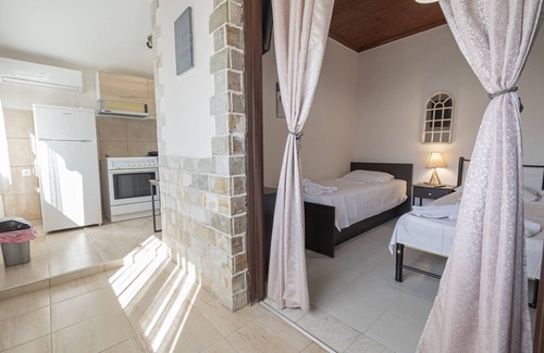 Nea Propontida Resort | Dimis Left House by RentalsPro