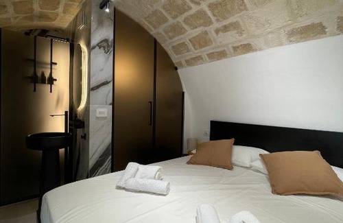 Centro Storico Apartment | Dimora del Vico - Mediterranean Apartment & Suite