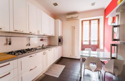 Rione XVIII Castro Pretorio Apartment | Dimora Esedra, Historical Flat in the Heart of Rome