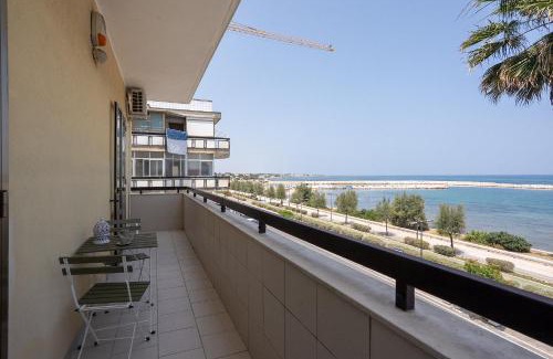 Municipio 3 Apartment | Dimora Waterfront