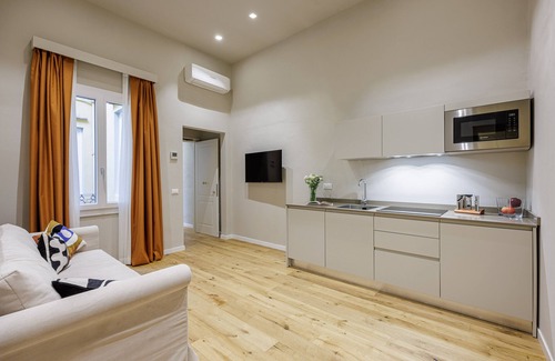 Santa Croce House | Dimora72 Luxury Rooms