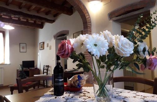 Terricciola Apartment | Dinas House Tuscany Holidays