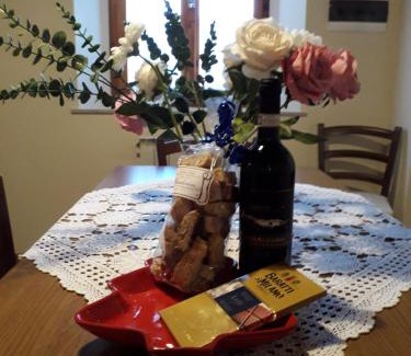Terricciola Apartment | Dinas House Tuscany Holidays