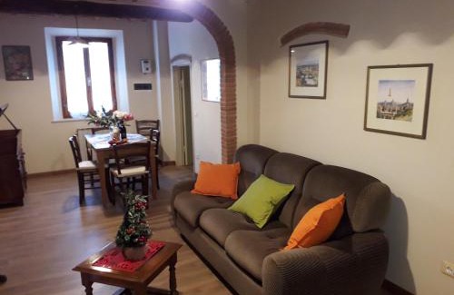 Terricciola Apartment | Dinas House Tuscany Holidays
