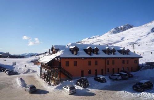 Passo del Tonale Apartment | Dinastia Case Snow Apartment