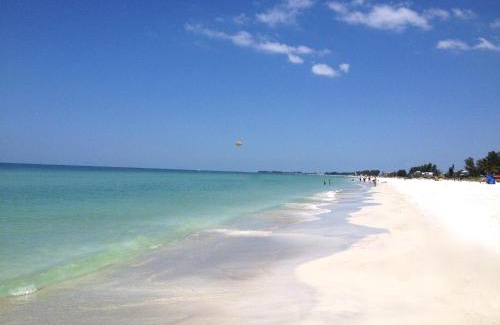Bradenton Beach House | Direct Beach Front