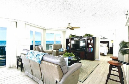 Ormond Beach Condo | DIRECT BEACH FRONT CONDO! nPANORAMIC OCEAN VIEW! NO DRIVE BEACH!