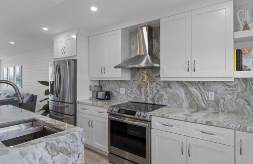 Highland Beach Condo | Direct BEACHFRONT Condo on the OCEAN