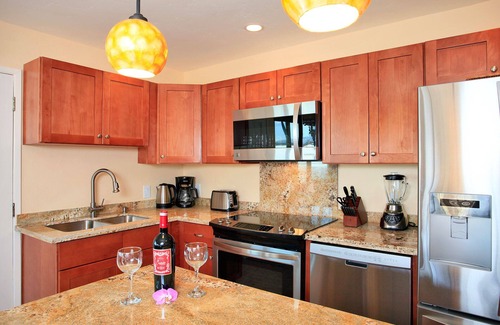 Kihei Condo | Direct Beachfront Spectacular Ocean Views Fully Renovated!
