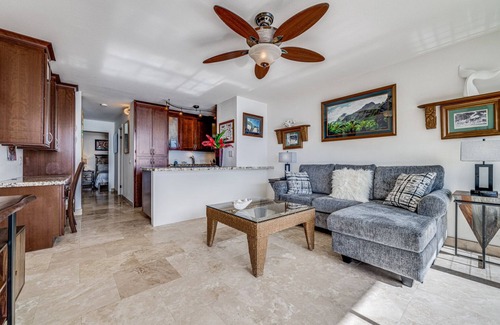 Maalaea Condo | Direct Ocean Front