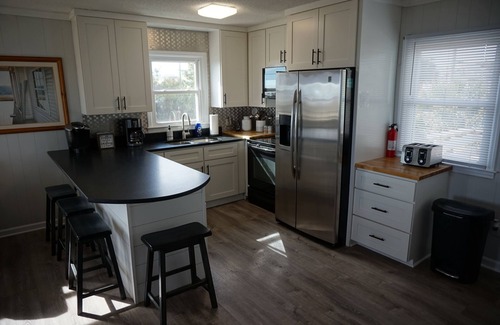 Wilmington Beach Cottage | Direct Oceanfront 3 bedroom rustic beach cottage. Great beach memories!