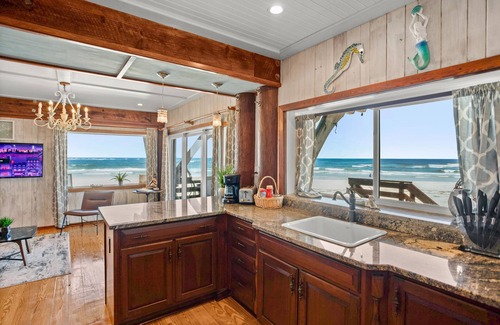 St. Augustine House | Direct Oceanfront Artist Haven Absolute Beachfront Retreat | Artist Haven | 2BR