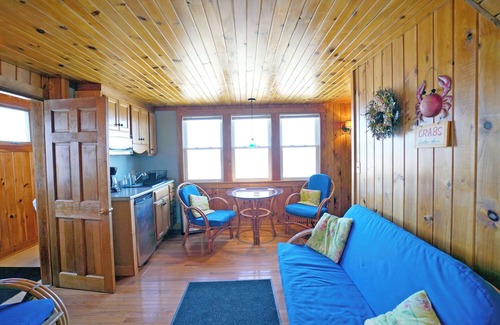 Southern Coast House | Direct Oceanfront/Beachfront Home in Saco, ME. Family Retreat sleeps 19
