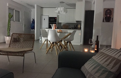 Torre de Benagalbon Condo | Direct on the beach, sea. Great sea views and garden. Renovated penthouse