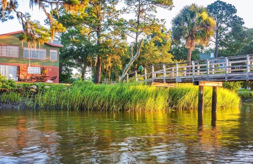 Midway Cottage | Direct Waterfront. Boat Dock on Deep Salt Water 35 miles from Savannah.