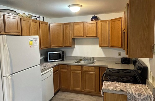 Southern Coast Apartment | Directly across the street from the beach! Charming ,one bedroom, OCEANVIEW apartment.