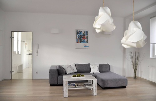 Wieden Apartment | Directly at the NASCHMARKT, SECESSION, right in the middle of the cultural pulse of the city