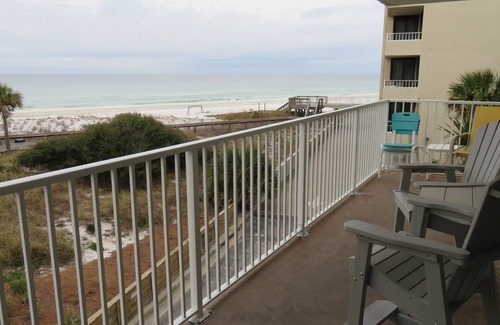 Gulf Lagoon Beach Condo | Directly on Panama City Beach! 5 STAR, Property, bring your dog!n