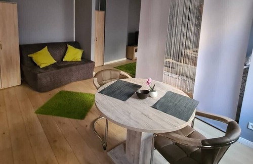 Mitte Apartment | Directly to the fair, central & quiet / pick-up service