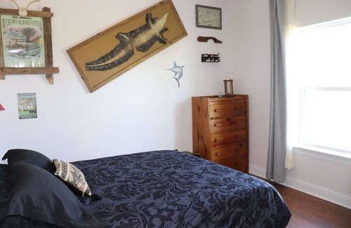 New Orleans East Area Bed & Breakfast | Dirty South Bayou Bed & Breakfast - Only 25 min from downtown NOLA