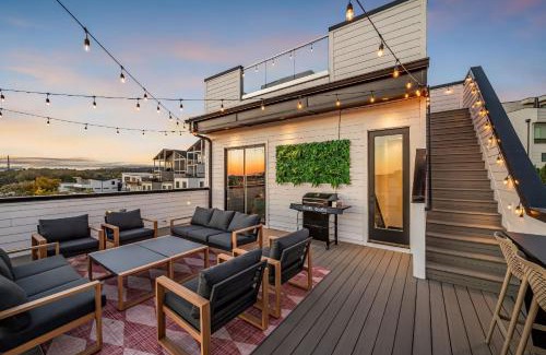 Katie Hill Neighborhood House | Disco Themed Hot Tub & Rooftop Decks in Nashville