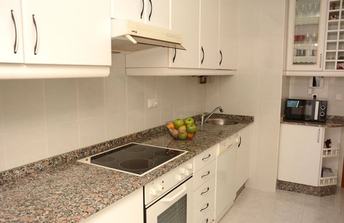 Sanxenxo Apartment | Disconnectsengalicia Mantela, marina views, 20m beach