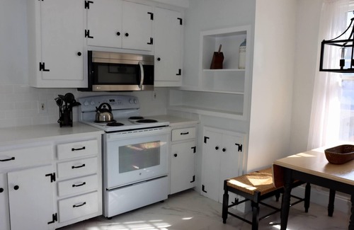 Off Broadway House | Discount for Jazz Fest due to Cancellation