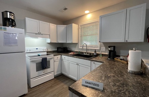 Lincolnville House | Discounted Charleston King Suite Hot Tub FirePlace