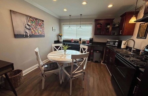 Highlands - Perkins Apartment | Discounted monthly stays. 2 bedroom unit.
