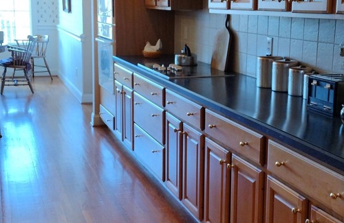 Moneta House | Discounted Rate July 10-20! Quiet House Close to SML and Liberty University