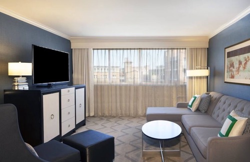 West End Hotel | Discover a Haven of Tranquility in the Heart of the City, Pets Allowed!