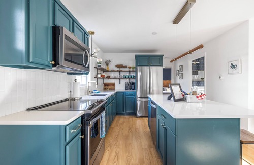 Kennebunk House | Discover Bungalow Wharf in Kennebunk: renovated home near Gooch's Beach & shops