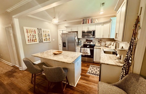 Mosby House | Discover Comfort & Convenience at Our Euclid Ave Oasis