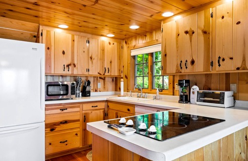 Baileys Harbor House | Discover Door County’s Quiet Side at C’s Cottage.