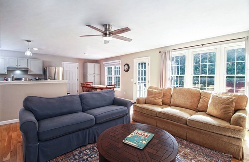 North Kingstown House | Discover RI! So. County Escape:20 min to Newport &Ocean