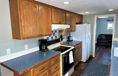 St. Maries House | Discover St. Maries charm in our spacious 3-bedroom retreat