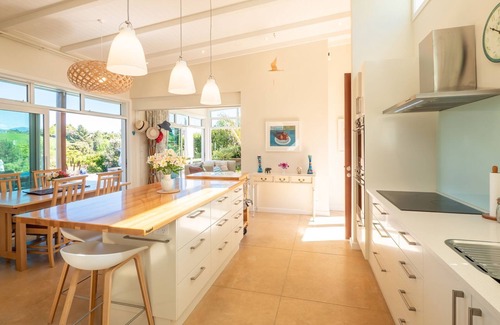 Ruby Bay House | Discover the joy of modern living with the stunning Ruby Bay Haven
