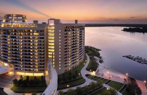 Bay Lake Apartment | Disney's Bay Lake Tower nMagic Kingdom Theme Park View n