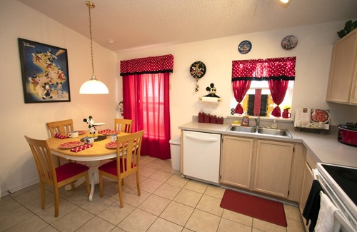 Clear Creek House | Disney Themed Home with Game Room 8 Miles to Disney World