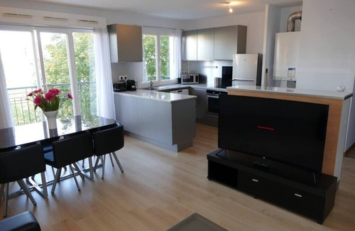 Serris Apartment | ❧ Disneyland Paris 70m² face Parc, place Ariane ❧