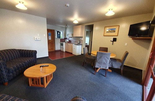 Omarama Hotel | Distinction Heritage Gateway Hotel