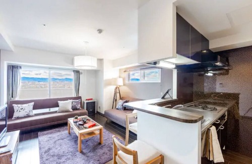 Shiroishi Apartment | Diva