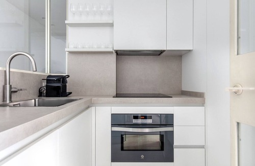 Almagro Apartment | Divine Almagro 2BR w/Elevator, near Dining & Stores, by Blueground