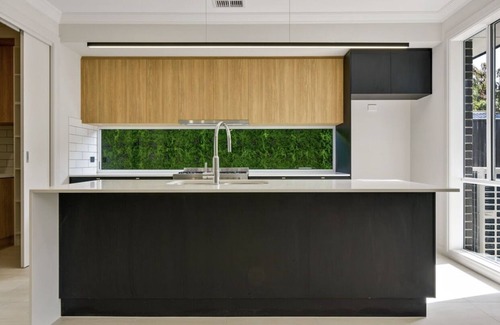 Daw Park House | Divine on Dudley - Modern Home in Excellent Location