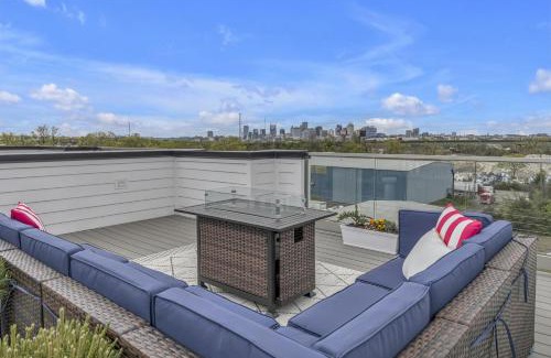 Katie Hill Neighborhood House | Dixieland Delight @ Skyline