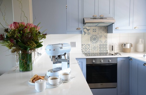 Scott Estate Villa | dk villas 1 Harbour View Hout Bay