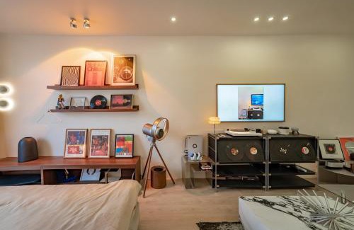 Ha Long Apartment | Do Studio Homestay Anatta 11