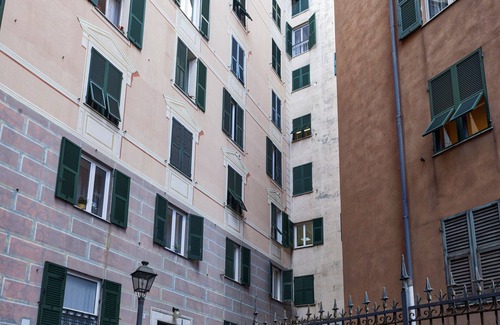 Maddalena Apartment | Dock 10 Apartments by Wonderful Italy