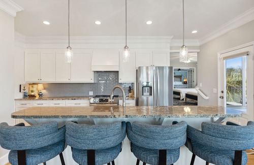 Lexington House | Dock Holiday - Lakefront Oasis with Spectacular Bomb Island Views!