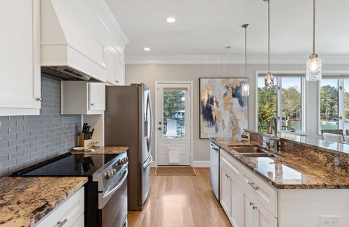 Lexington House | Dock Holiday - Lakefront Oasis with Spectacular Bomb Island Views!